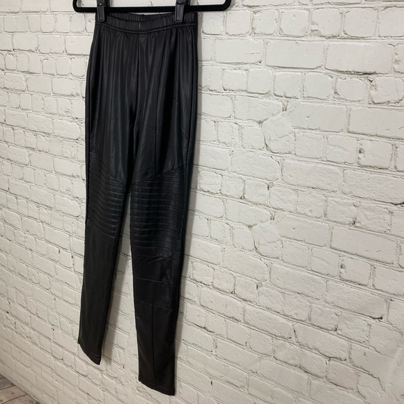 SOLD! NWT Plush Apparel Fleece Lined Liquid Moto Legging - Picture 5 of 14